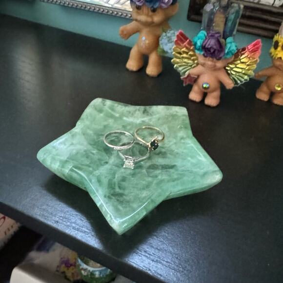 Green Flourite Crystal Star Shaped Ring Jewelry Dish Plate Decor Gemstone OS - Picture 2 of 14